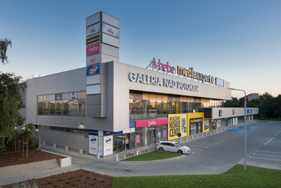 BIZNES, Handel - Spółka zależna Biura Inwestycji Kapitałowych S.A. podpisała z Europrojekt Delta Saller Polbau umowę sprzedaży „Galerii nad Potokiem” w Radomiu. Wartość transakcji wyniosła ponad 24,6 mln zł netto., BIK sprzedaje park handlowy za 24,6 mln zł BIZNES, Handel - Spółka zależna Biura Inwestycji Kapitałowych S.A. podpisała z Europrojekt Delta Saller Polbau umowę sprzedaży „Galerii nad Potokiem” w Radomiu. Wartość transakcji wyniosła ponad 24,6 mln zł netto.