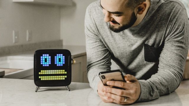 Divoom_tivoo_max_black_1