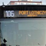 MPK pisze po angielsku. Nowe komunikaty na miejskich autobusach