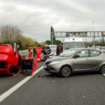 Mniej rannych na drogach, ale trudniej im się leczyć?